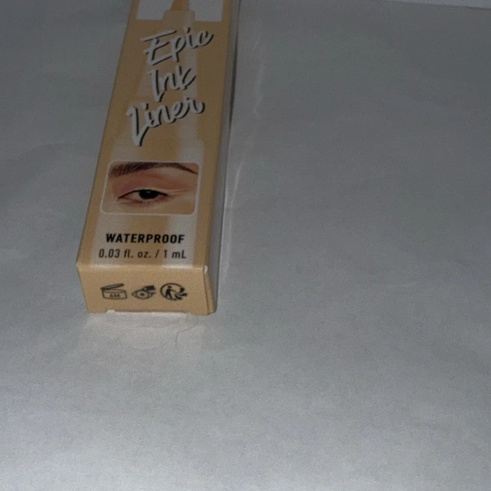 NYX Epic Ink Liner Waterproof Liquid Eyeliner Vegan‎ EIL07 Marshmallow
